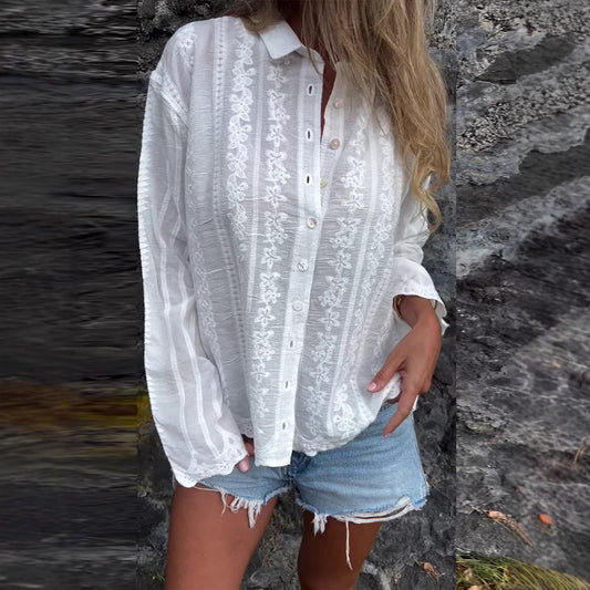 Dame elegant broderet bluse med knaplukning og lange ærmer Stilla
