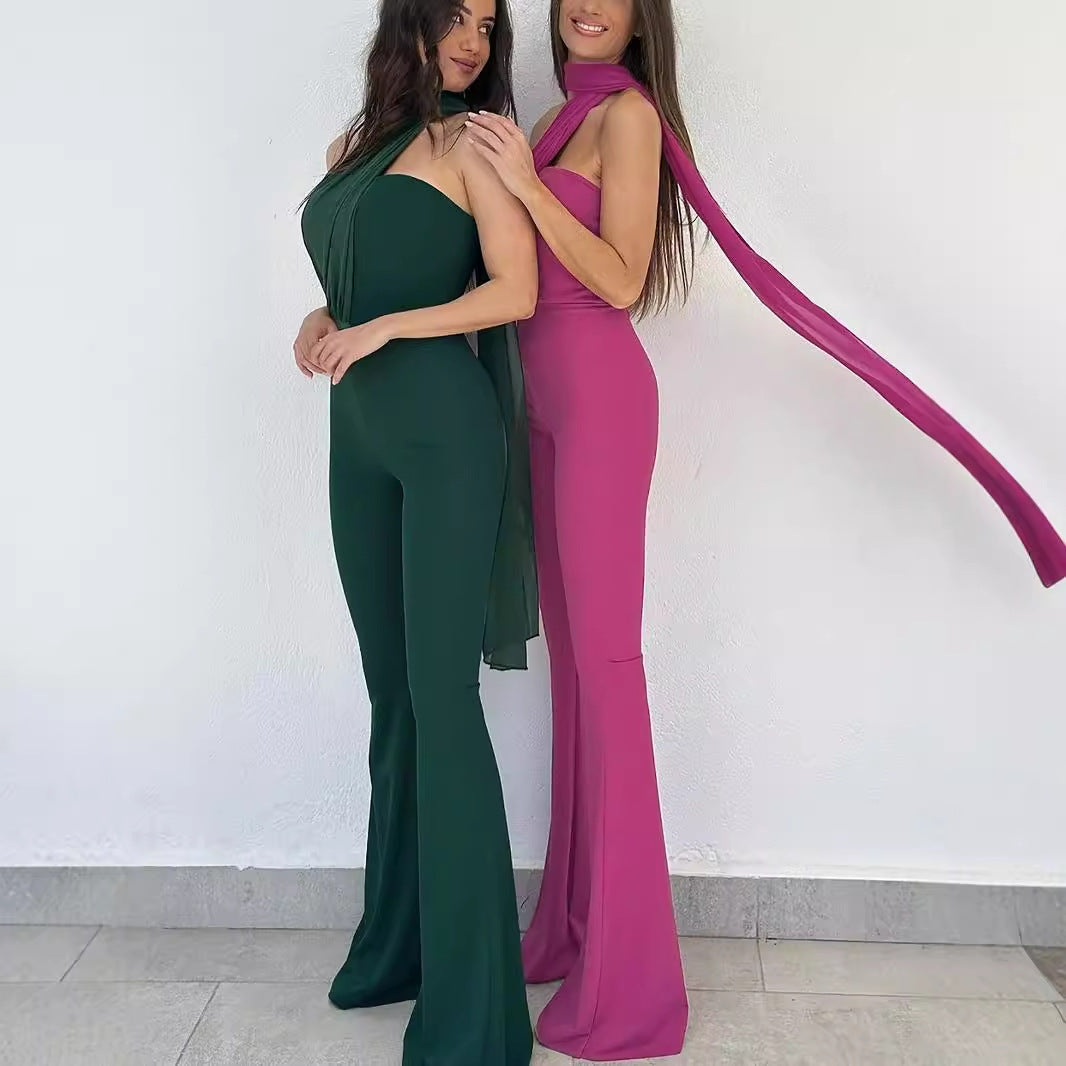 Dame elegant heldragt med asymmetrisk udskæring og svevende kant Stilla