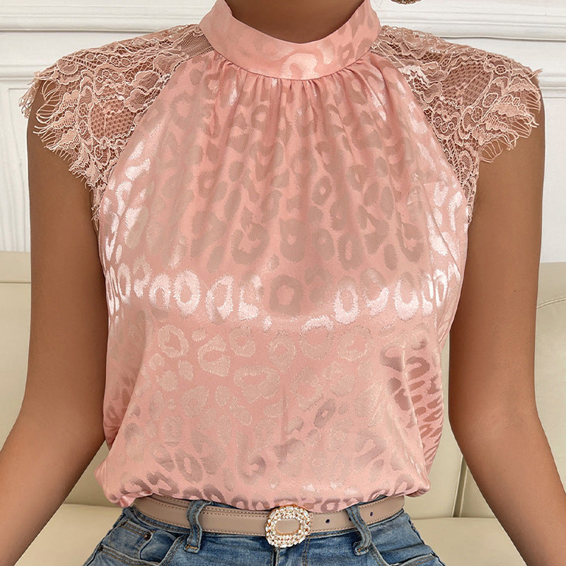 Dame dameskjorte med spidsærmer og skinnende leopardmønster Stilla