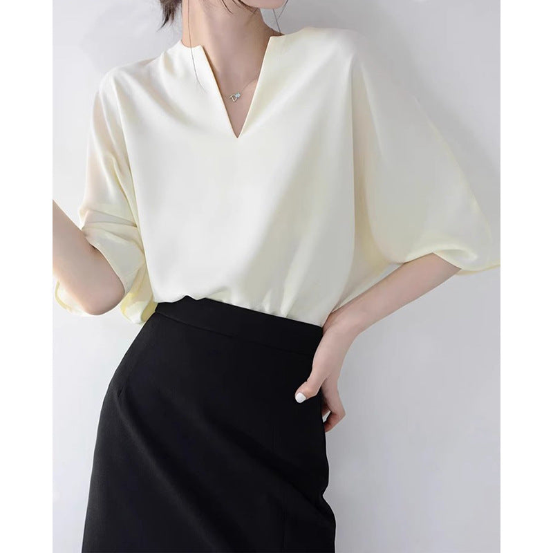 Dame elegant bluse skjorte med V-hals og flydende stof Stilla