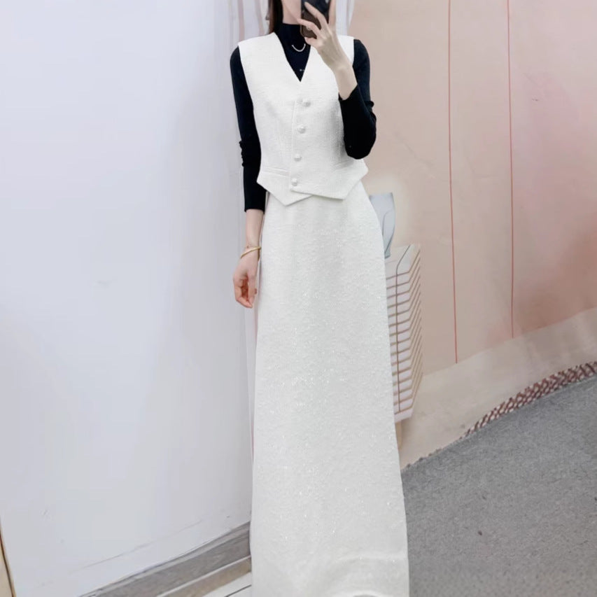 Dame elegant habit med figursyet vest og lang nederdel Stilla