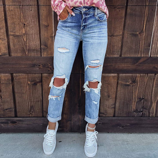 Femme High-Rise Distressed Boyfriend Jeans Stilla