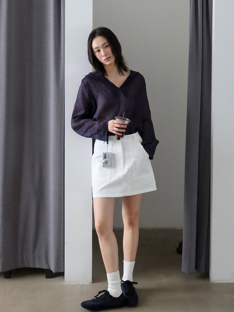 Dame afslappet langærmet skjorte med moderne V-udskæring og løs pasform Stilla