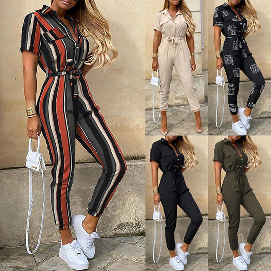 Dame moderigtigt jumpsuit med praktisk knaplukning og elastisk talje Stilla