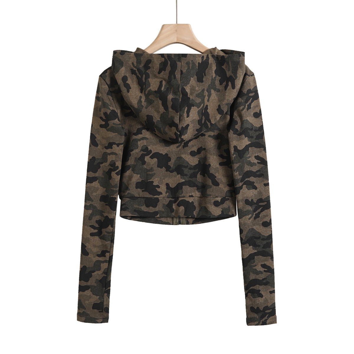 Dame cropped hoodie med trendy camouflage-design og praktisk lynlås Stilla