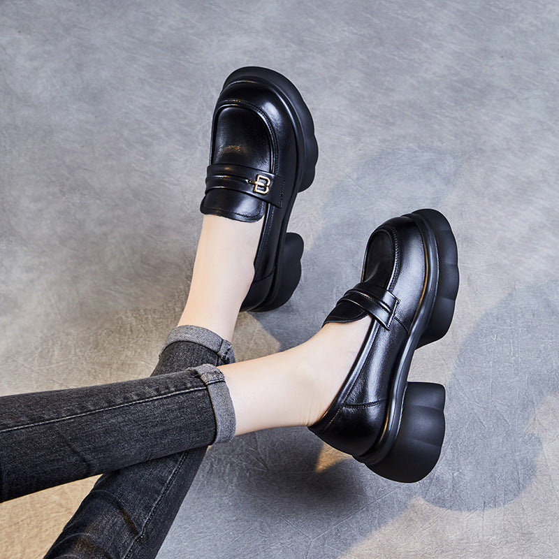 Dame Chunky Platform Sko med elegant spænde-detalje Stilla