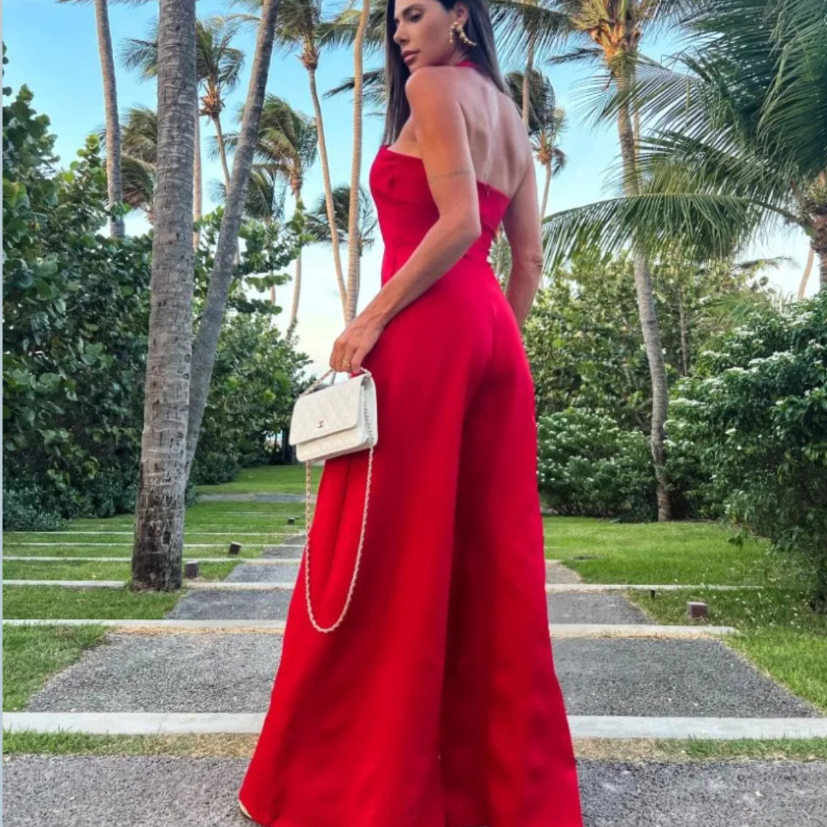 Dame Jumpsuit med elegant Cross-Back og brede ben Stilla