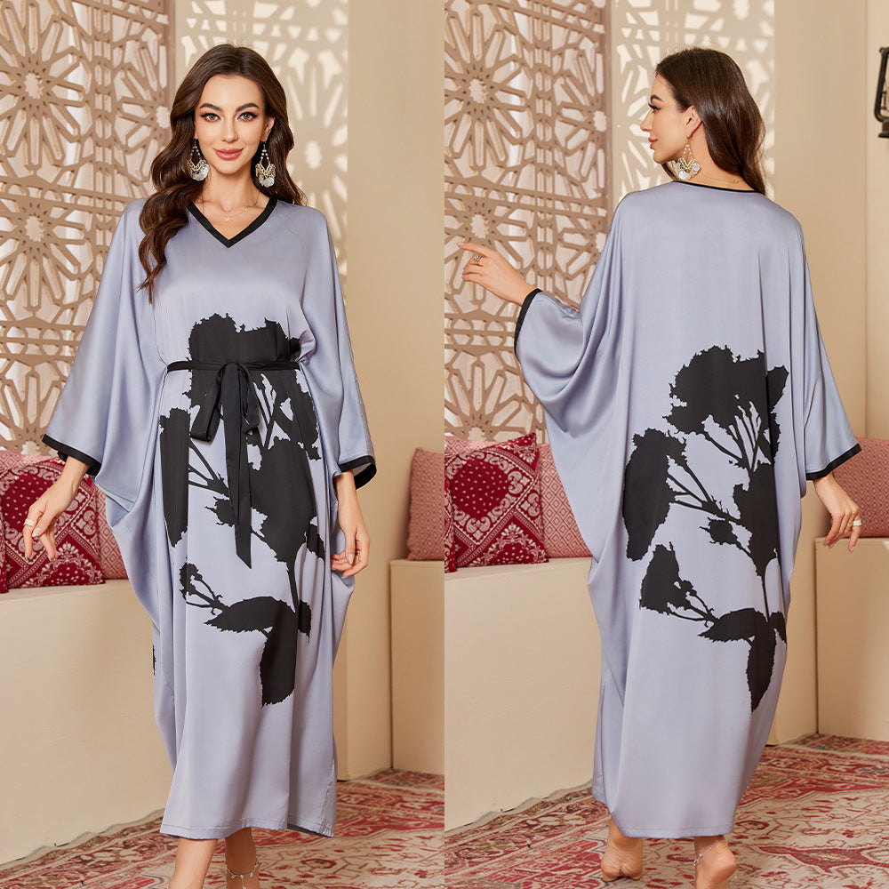 Dame elegant kaftanrobe med blomsterprint og taljebælte Stilla