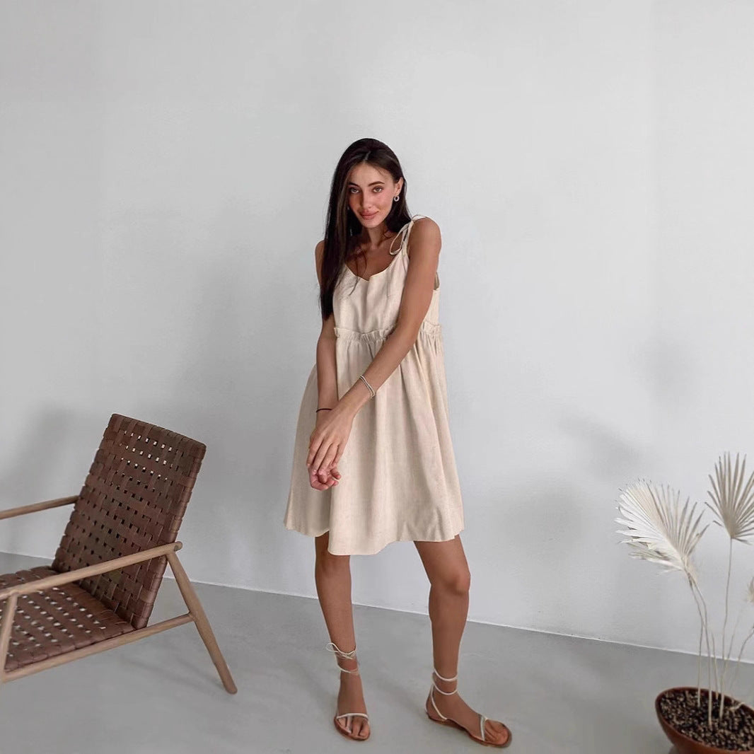 Dame afslappet sommerkjole med justerbare stropper og elastisk talje Stilla