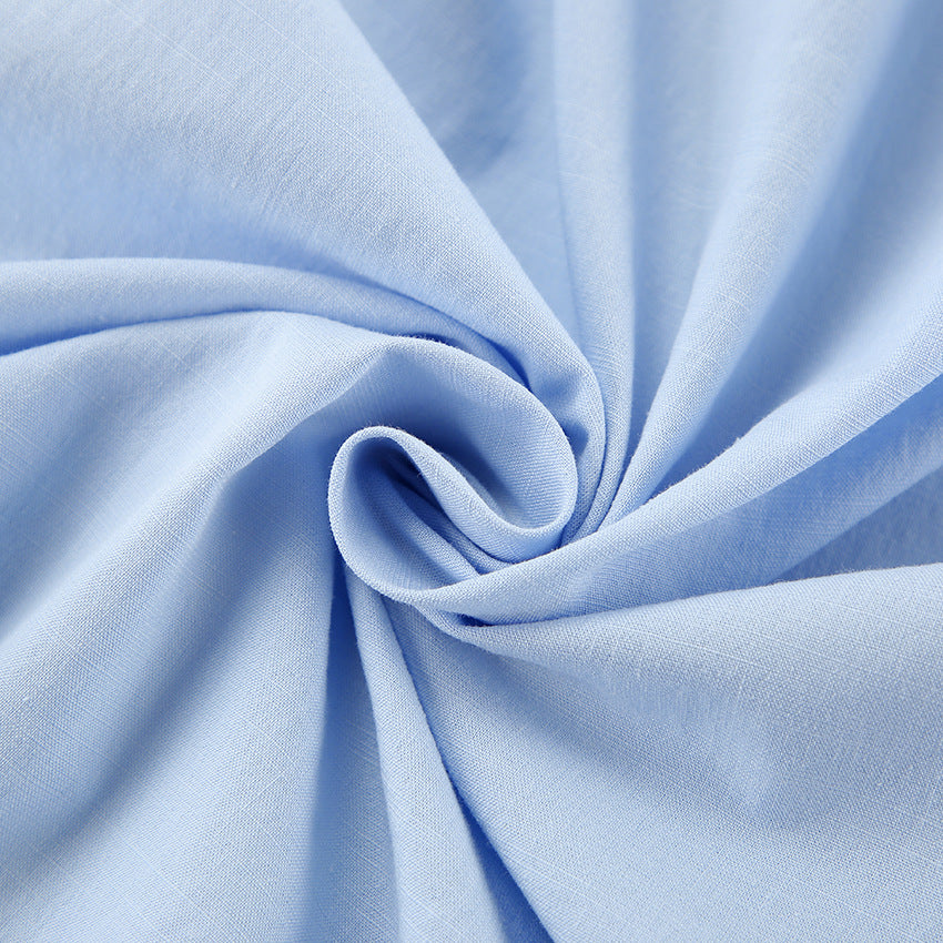 Dame afslappet sommerkjole med dyb udskæring og sidelæmmer Stilla