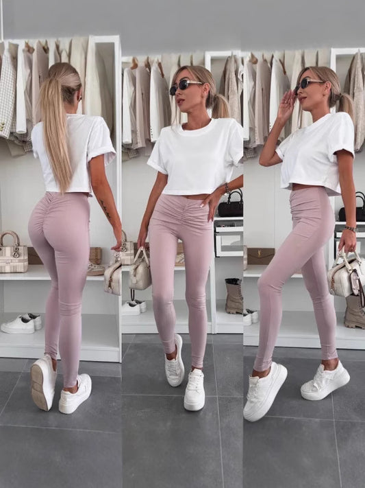 Dame cropped T-shirt med afslappet snit og højt taljede leggings Stilla