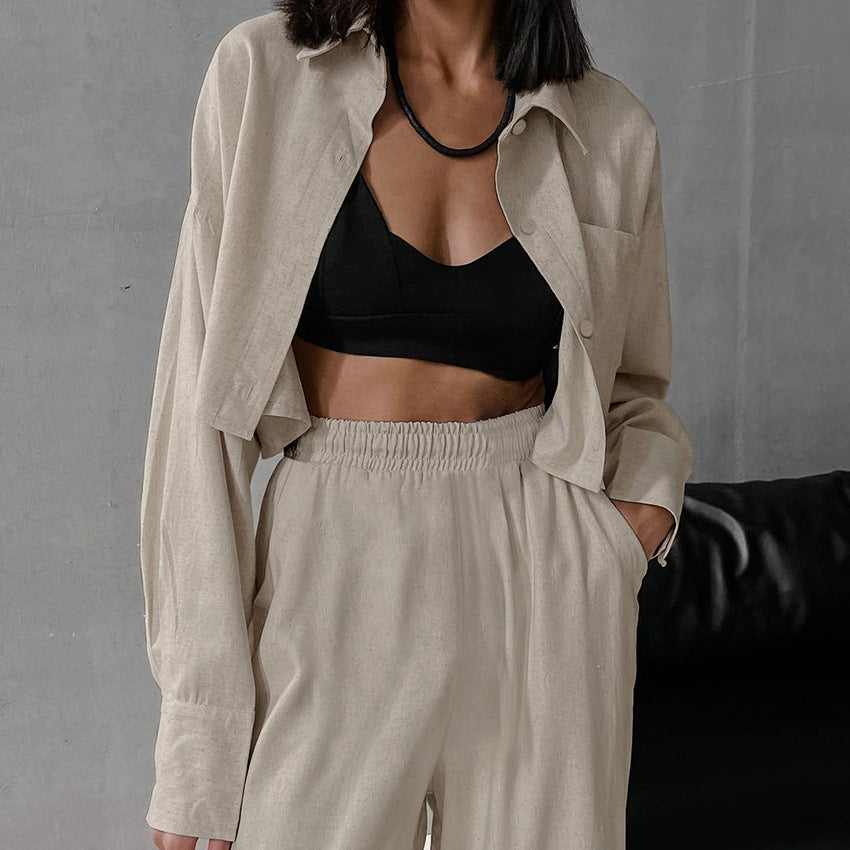 Dame afslappet bluse i åndbart hørmix med påsat lomme og minimalistiske detaljer Stilla