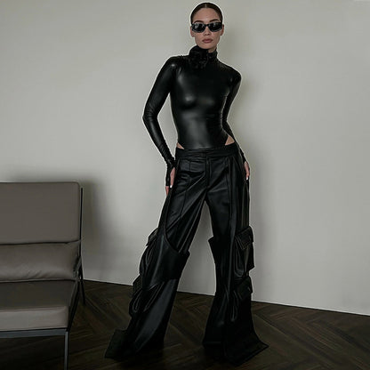 Dame Elegant Langærmet Bodysuit med voluminøst Krave og floral Accent Stilla