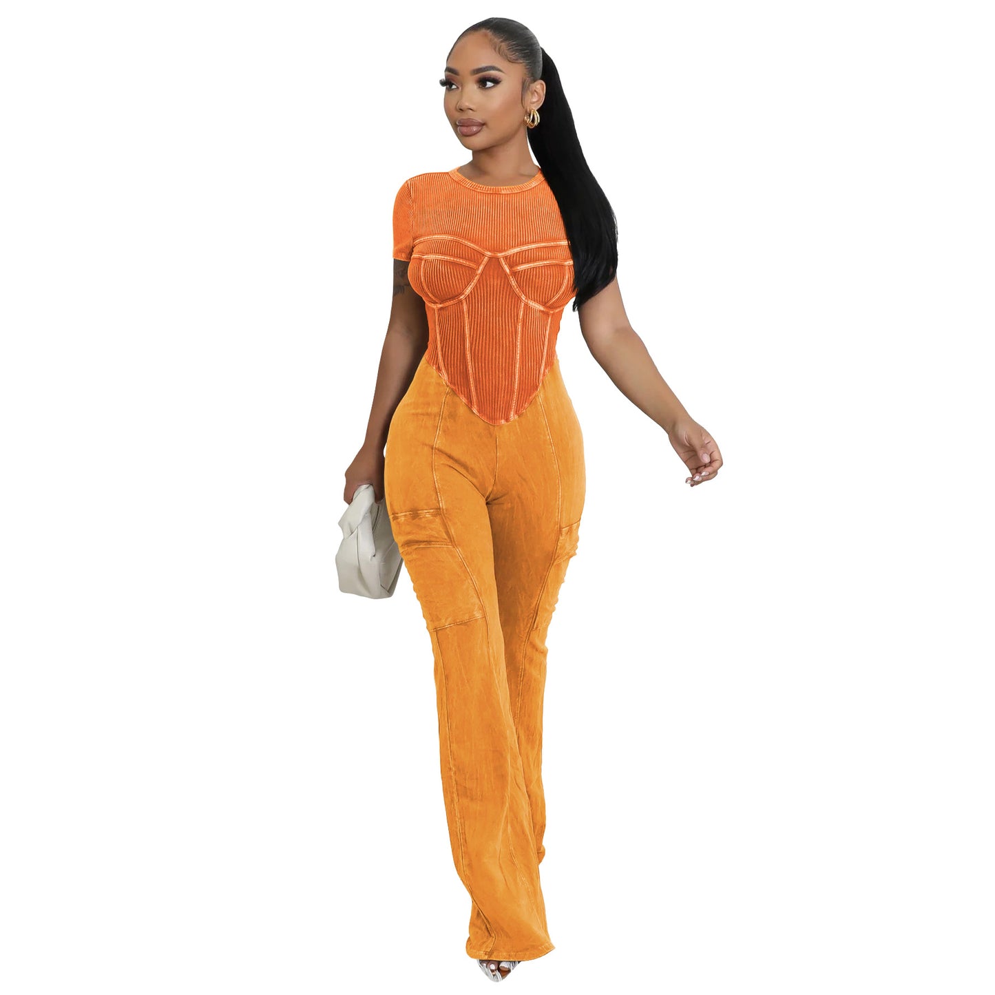 Dame figurtilpasset Jumpsuit med innovative detaljer og skræddersyet design Stilla