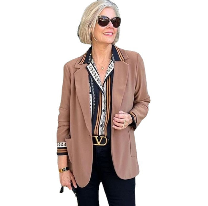 Dame Elegant Blazerjakke med moderne snit og fint materiale Stilla