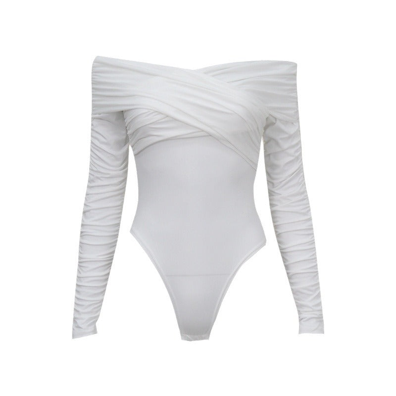 Dame bodysuit med skulderfrit design og raffinerede flæsedetaljer Stilla