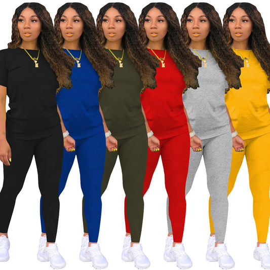 Dame Sporty Sæt med behagelig T-shirt og tætsiddende leggings Stilla