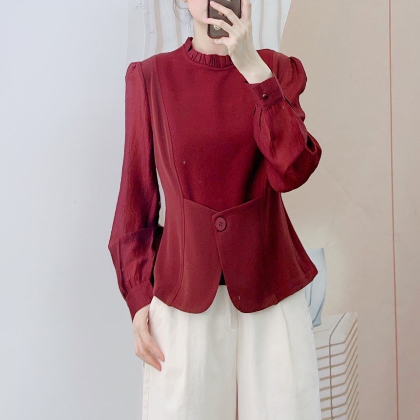 Dame elegant bluse med flæse detaljer og moderigtig knaplukning Stilla