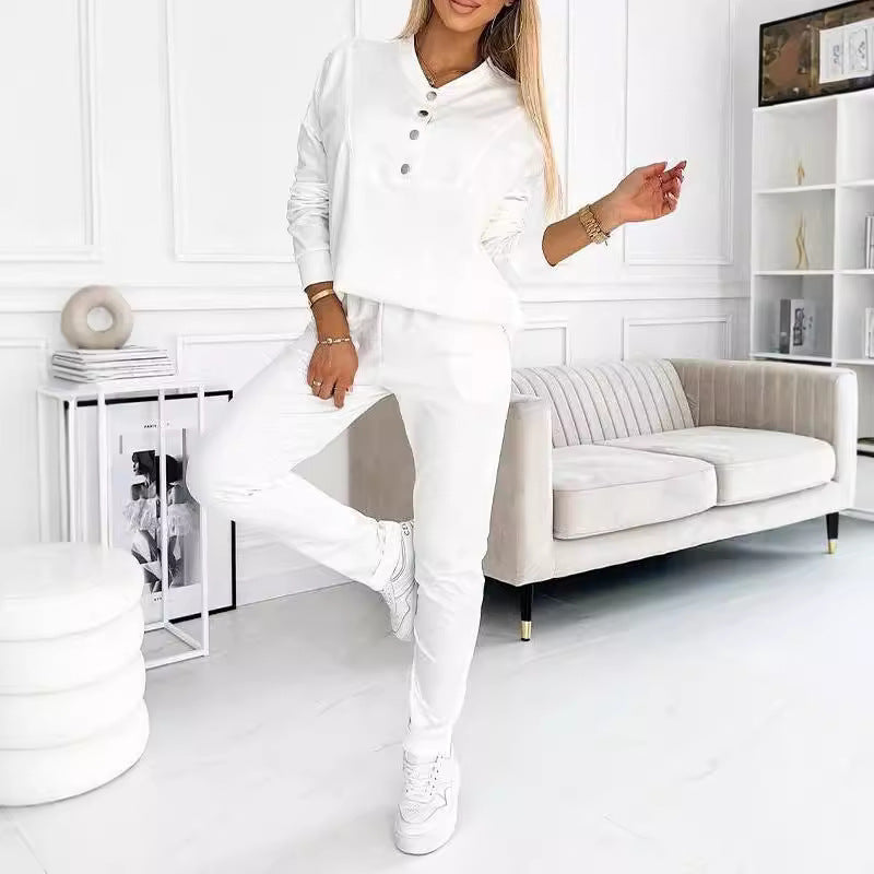 Dame afslappet sport-outfit med praktiske knapper og elastisk talje Stilla