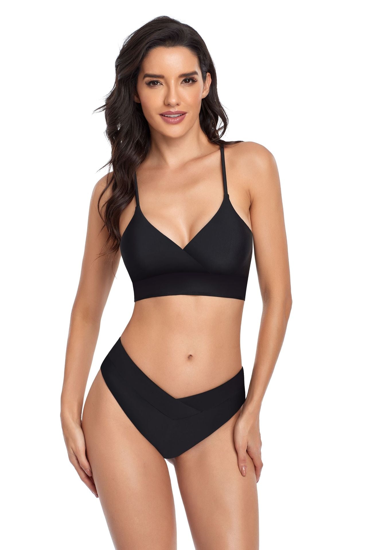 Dame Bikini-sæt med modeindpakket design og højt skårne underdele Stilla