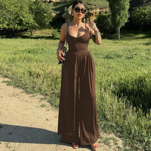 Dame Elegant Jumpsuit med luftig pasform og fine stropper Stilla