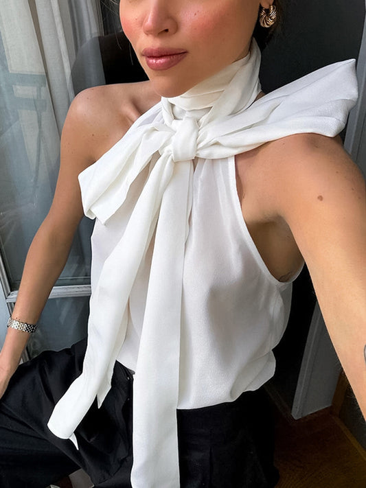 Dame elegant bluse med justerbar sjalkrave og asymmetrisk snit Stilla