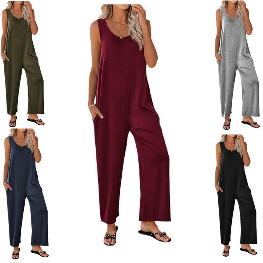 Dame afslappet jumpsuit med praktiske lommer og vidt skåret ben Stilla