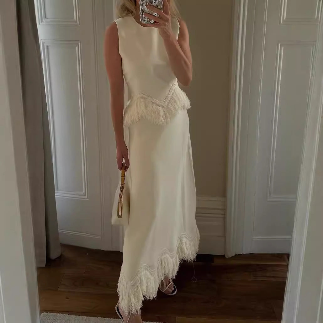 Dame designkjole med detaljerede frynse detaljer Stilla