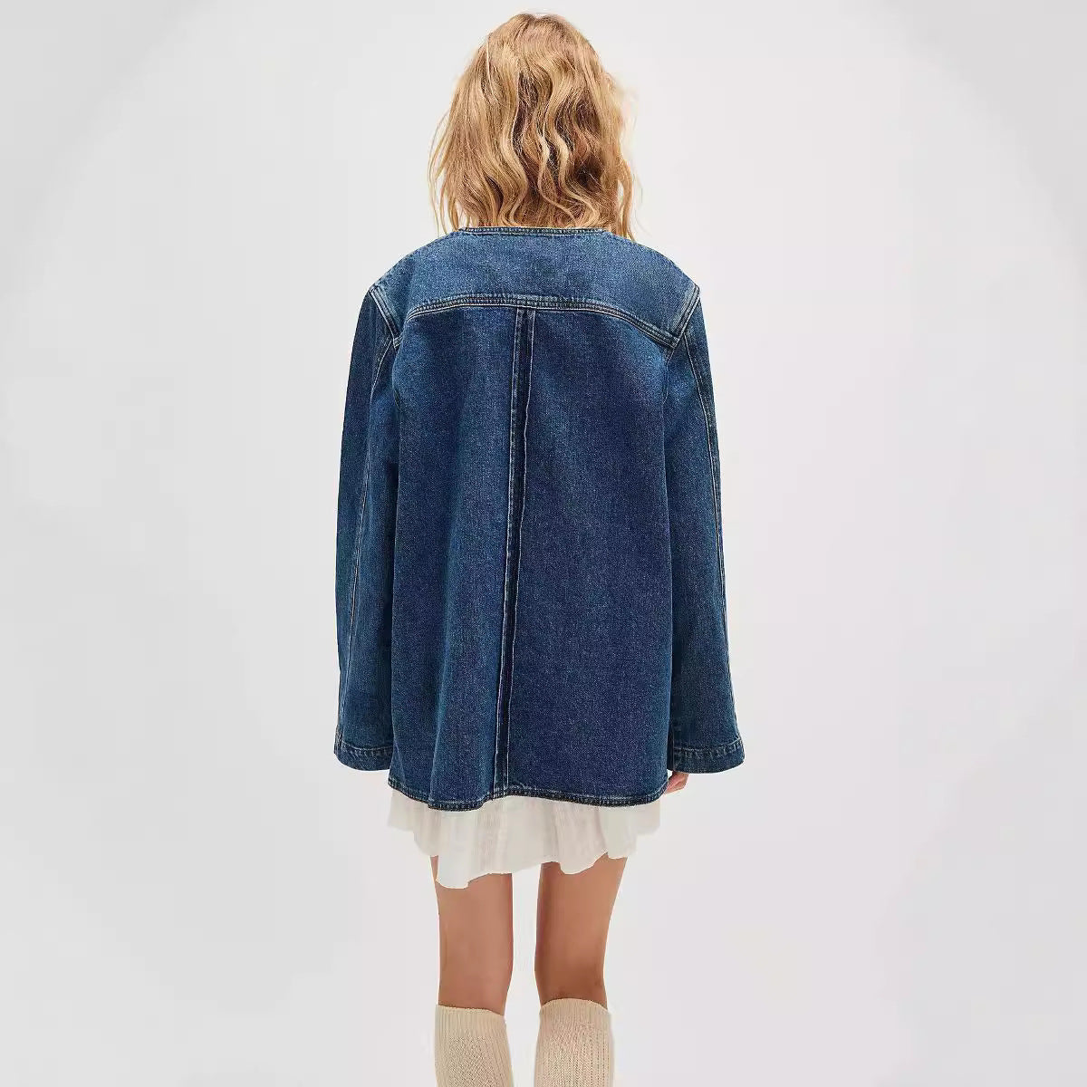 Dame Denim Overshirt med innovativt design og praktiske lommer Stilla