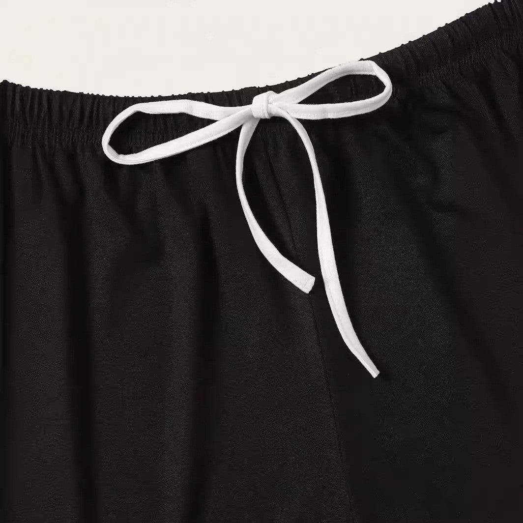 Dame afslappet pyjamasæt med kort top og shorts Stilla