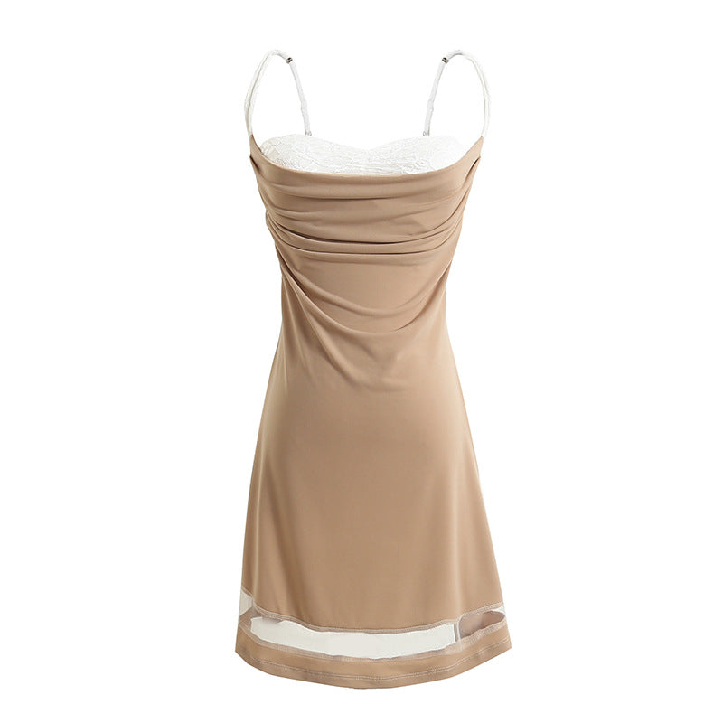 Dame afslappet midikjole med raffineret indpakningsdesign Stilla