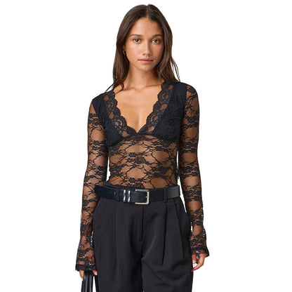 Femme Gennemsigtigt Spidslangærmet Bodysuit Stilla