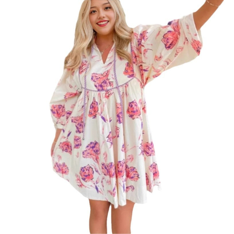 Dame afslappet blusekjole med blomstermønster og udskåret snit Stilla