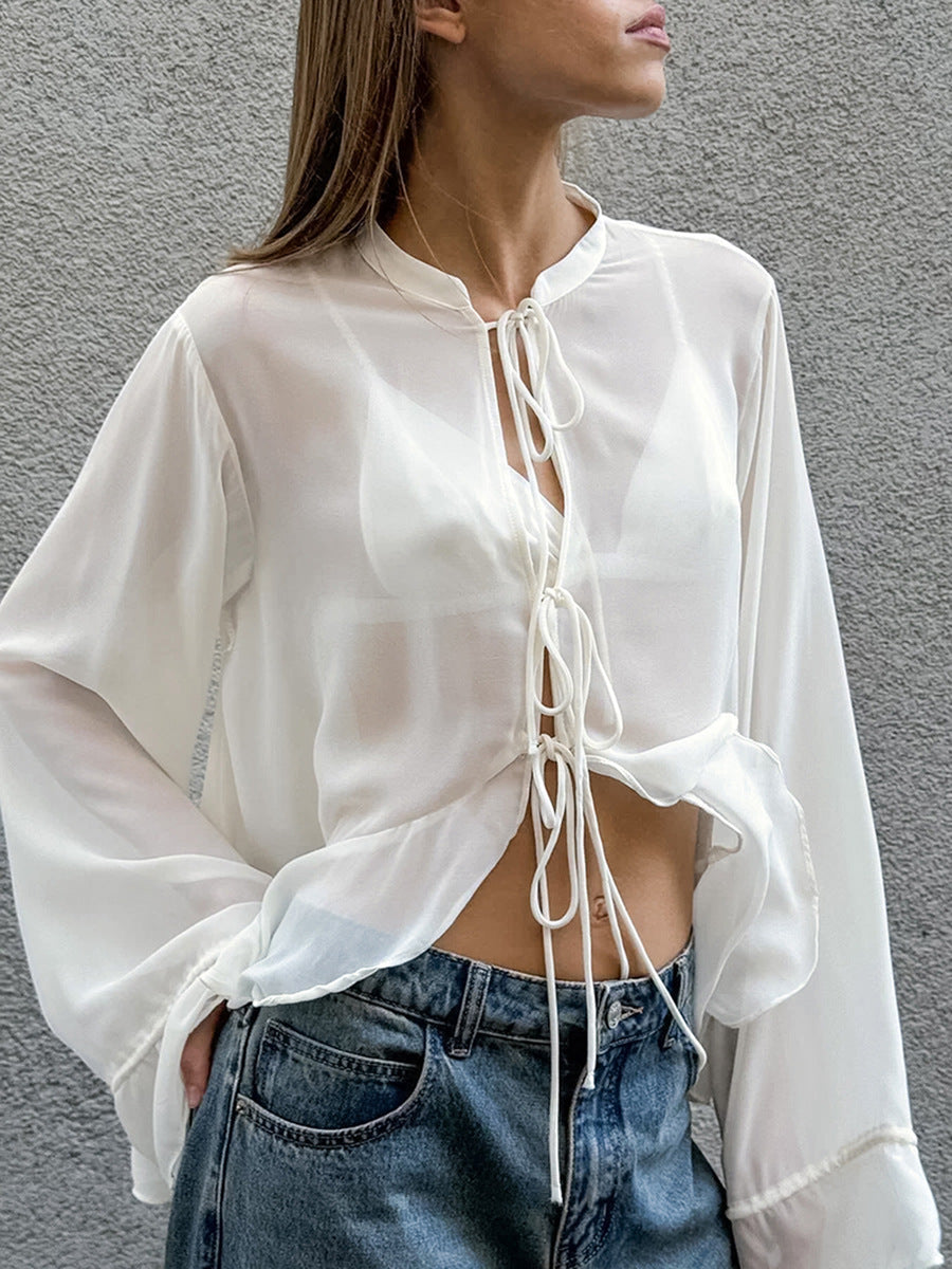 Dame afslappet chiffonbluse med justerbart snore-detalje og voluminøse ærmer Stilla