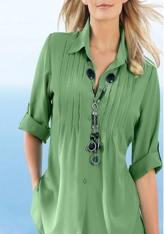 Dame elegant bluse med fine folder og praktisk knaplukning Stilla