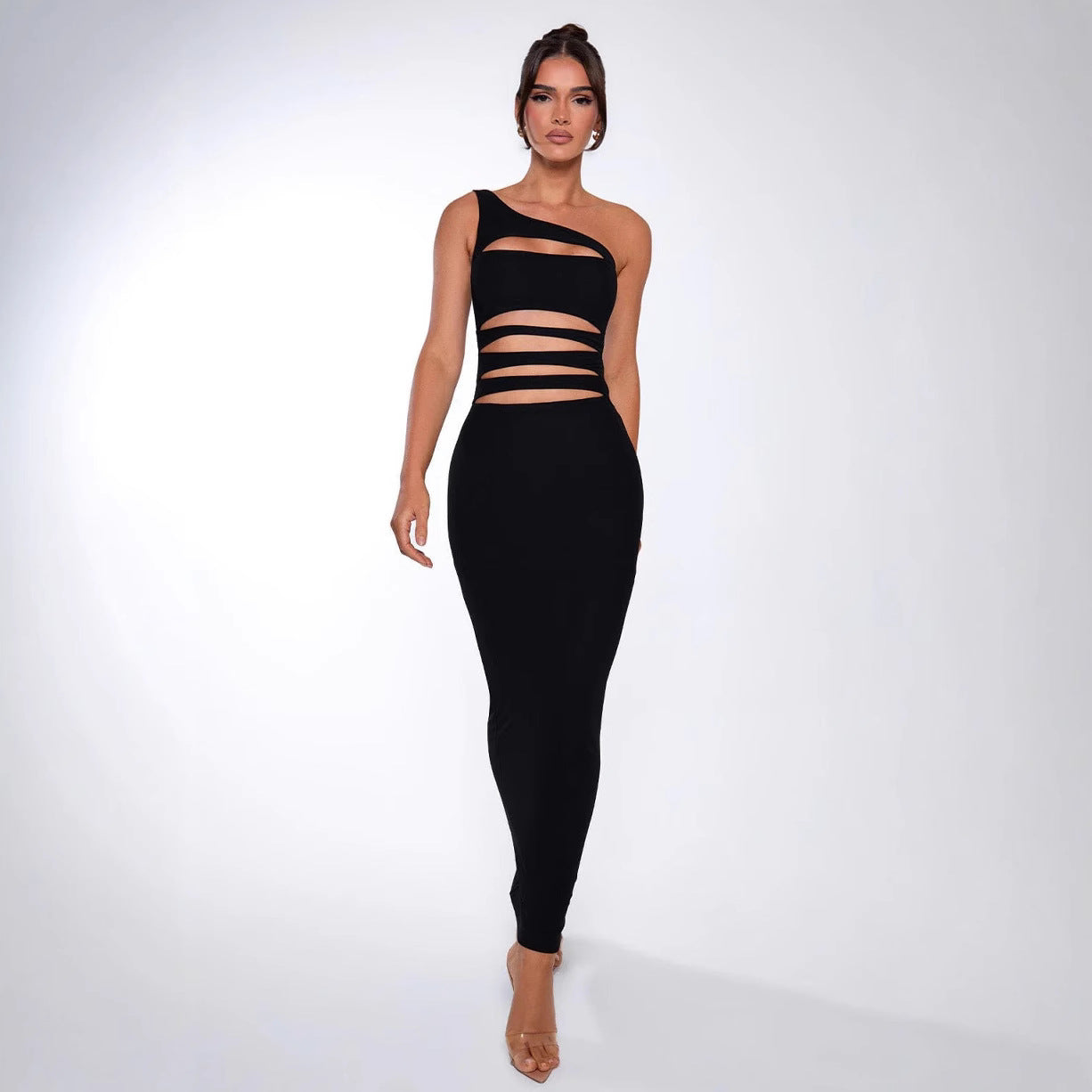 Dame Cut-Out Maxikjole med asymmetrisk design og figursyet snit Stilla