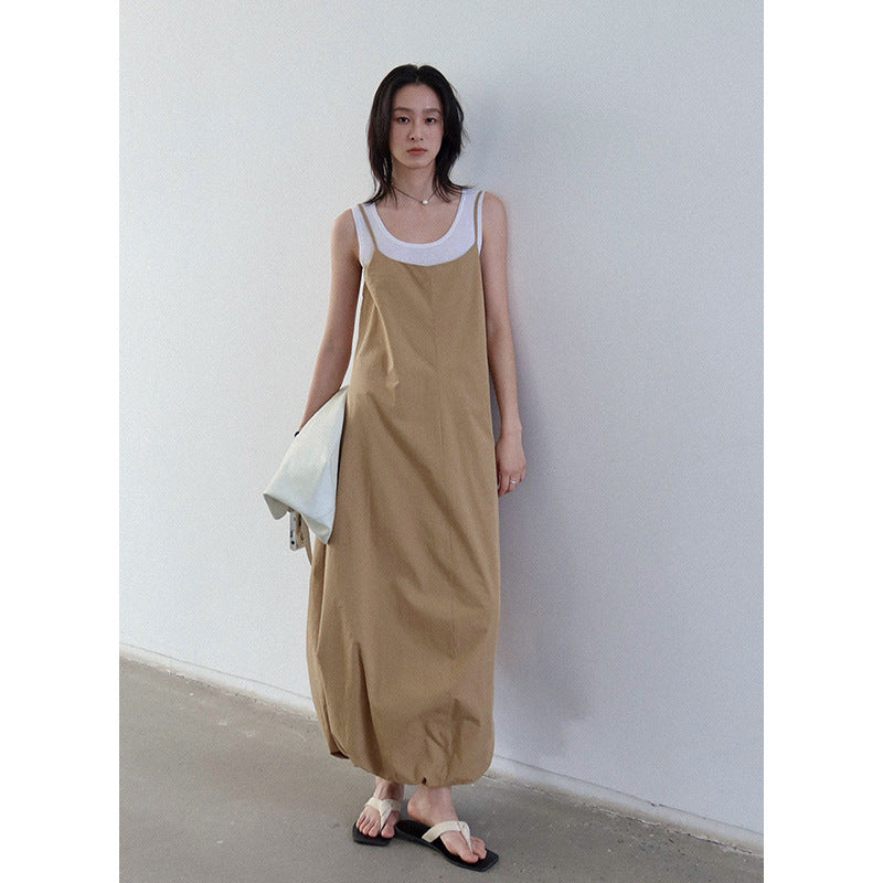 Dame afslappet maxikjole med elastisk sømme og justerbare stropper Stilla