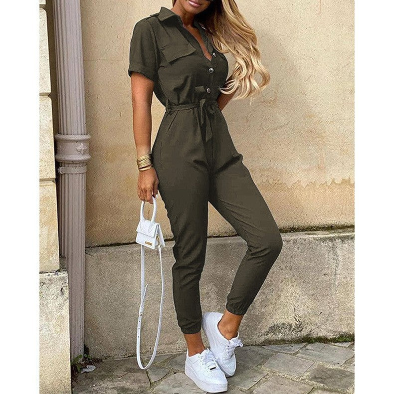 Damer afslappet jumpsuit med knapdetaljer og taljebælte Stilla