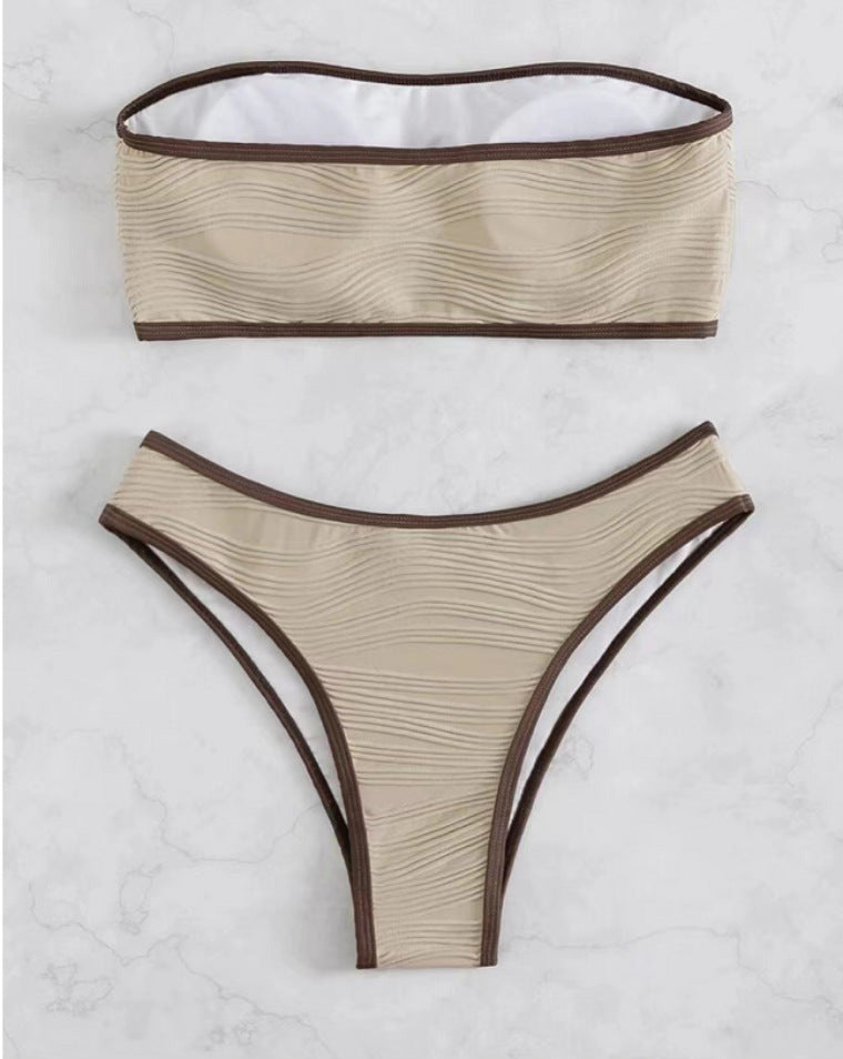 Dame bandeau-bikini med kontrasterende accenter og højt skåret trusse Stilla