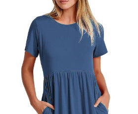 Dame afslappet maxikjole med elastisk talje og dyb flæse Stilla