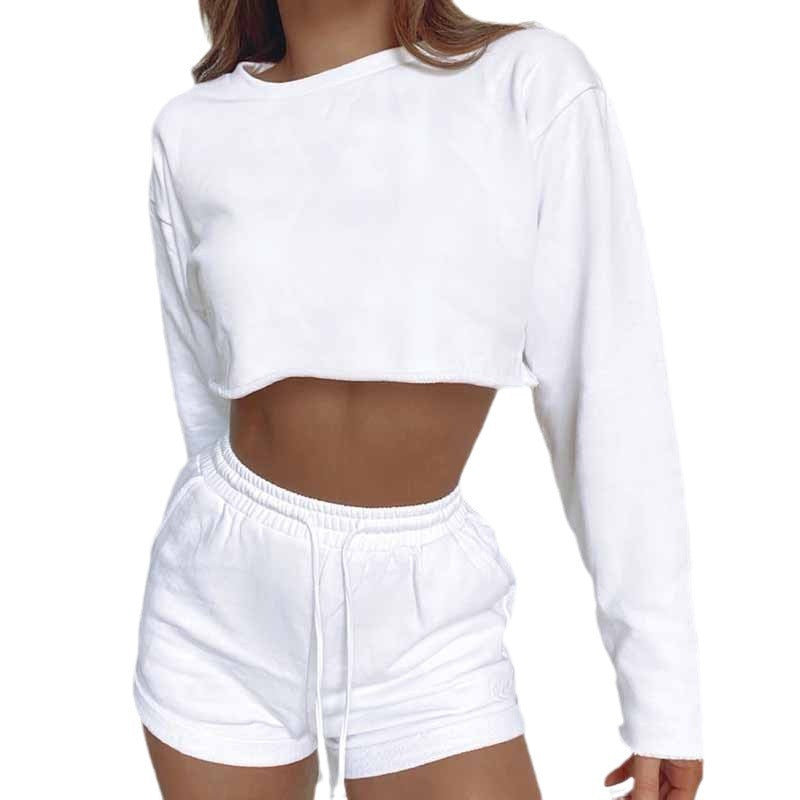 Dame afslappet og moderigtigt crop-top med shorts Stilla