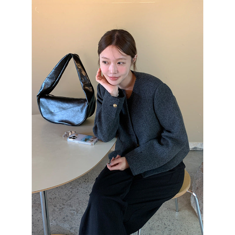 Dame elegant blazjakke med kvalitets knapdetaljer og komfortabel pasform Stilla