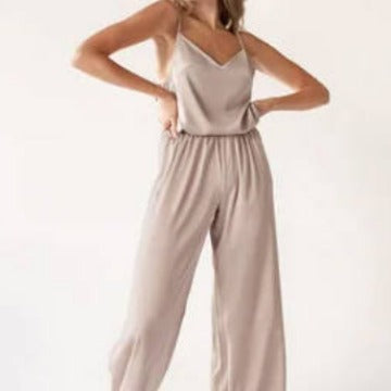 Dame Letvægts Jumpsuit med Bred Ben Stilla