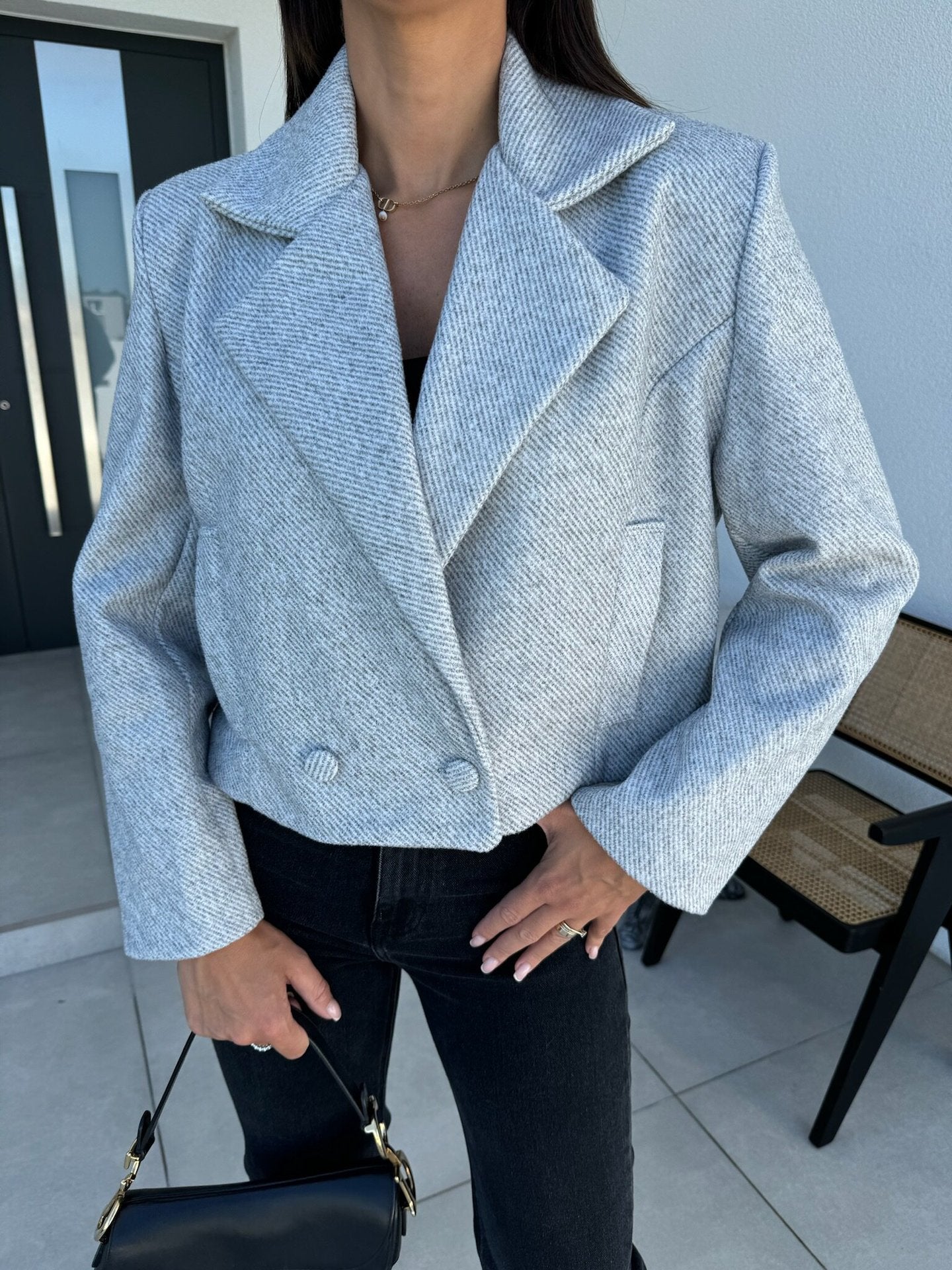 Dame elegant Cropped Blazer i struktureret design med dobbelt knaplukning Stilla