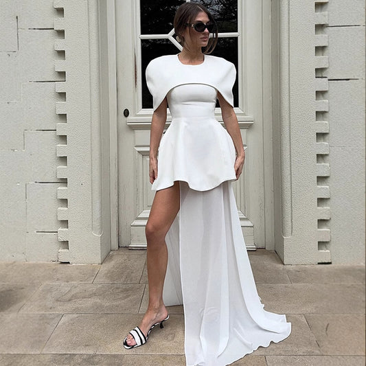 Dame elegant aften kjole med off-shoulder silhuet og sofistikeret drapering Stilla