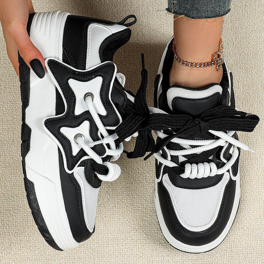 Dame Sporty Sneakers med trendy design Stilla