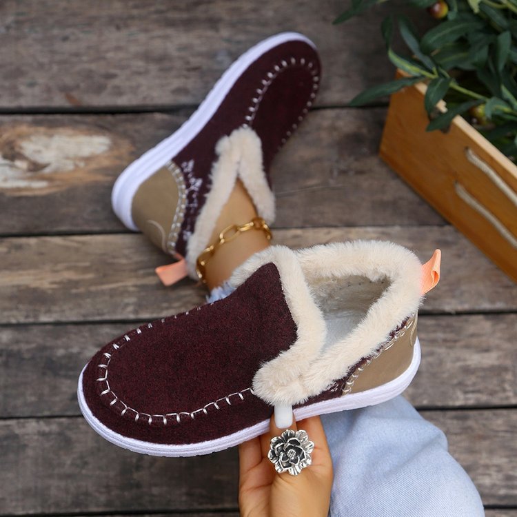 Dame Varm foerede hjemmesko med praktisk slip-on design og skridsikker sål Stilla