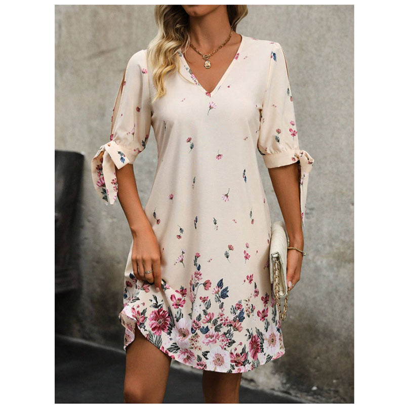 Dame afslappet blusekjole med floral design og loopærmer Stilla