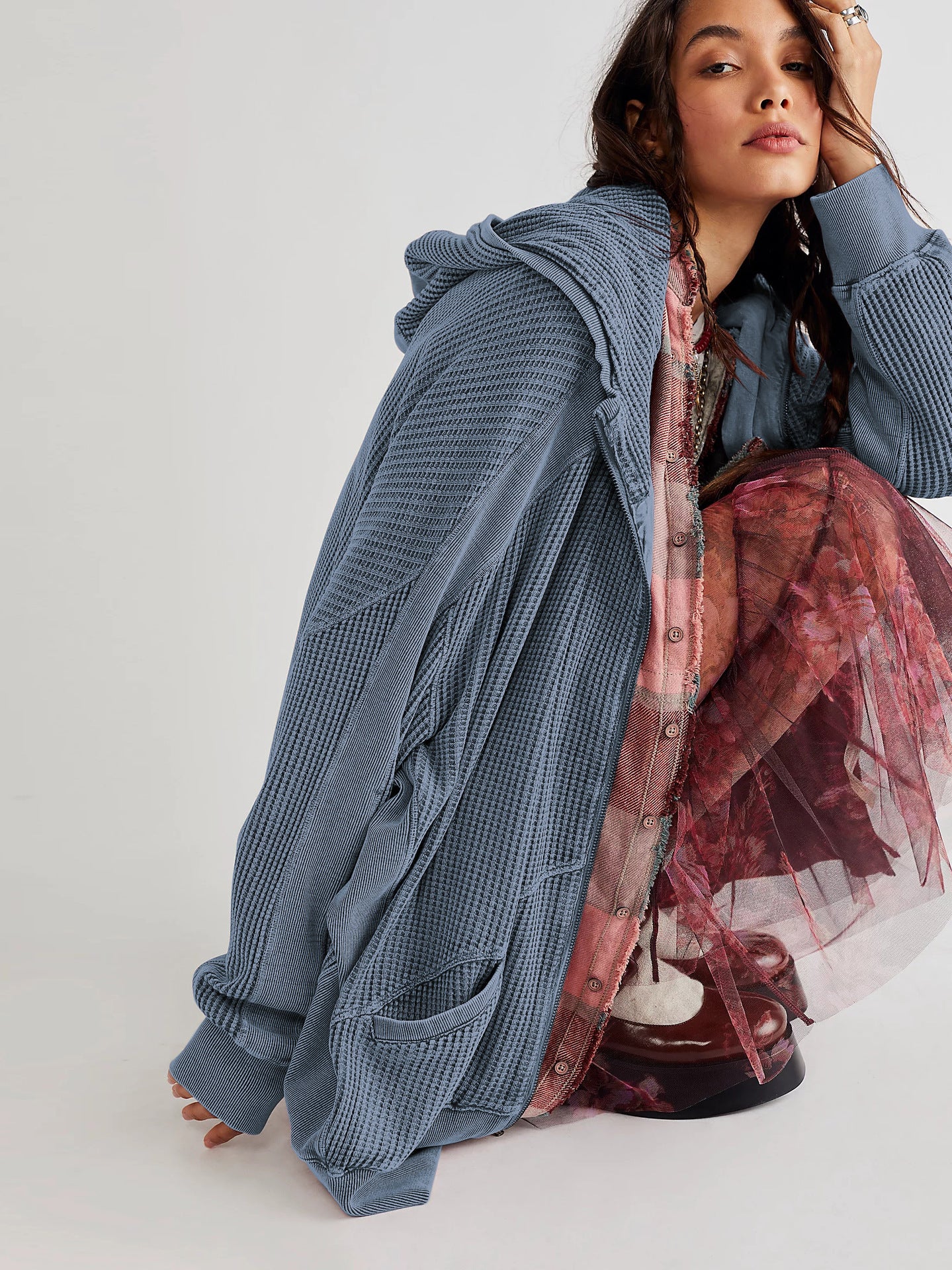 Dame afslappet oversized hoodie i karakteristisk vaffelmateriale Stilla