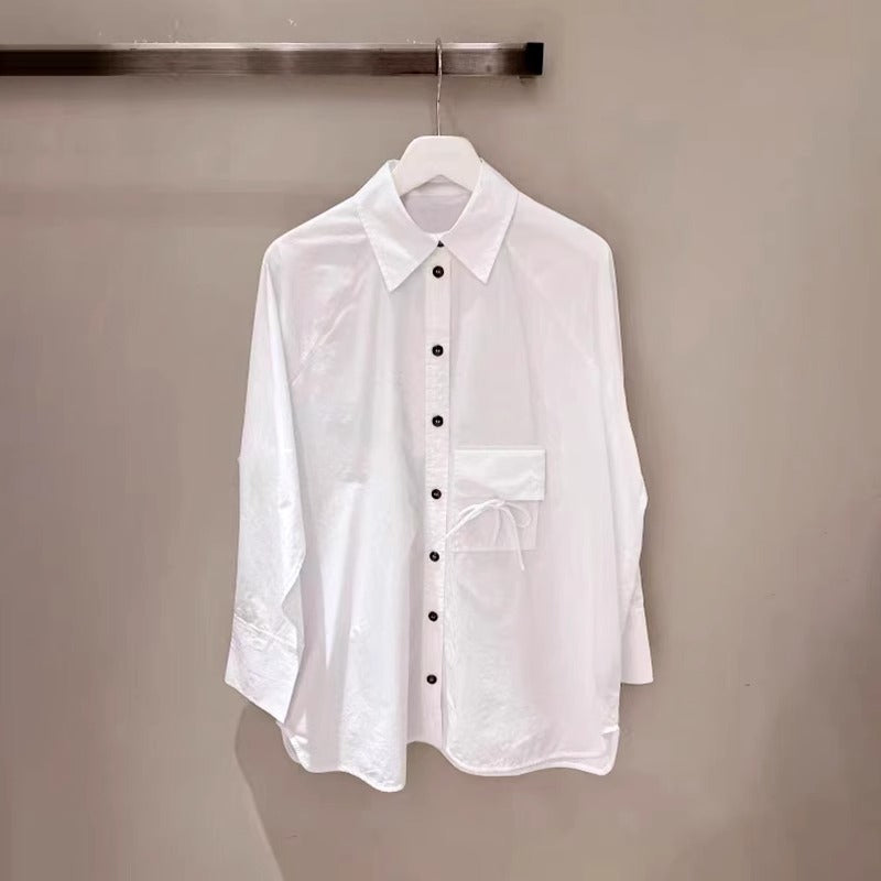 Dame afslappet skjorte med asymmetrisk snit og praktisk knapliste Stilla